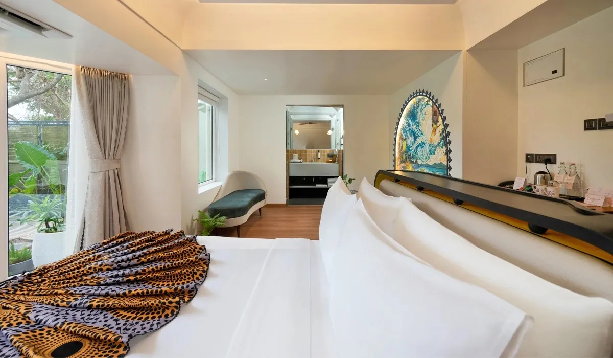 Jacuzzi hotel room in Benaulim for a couple’s retreat